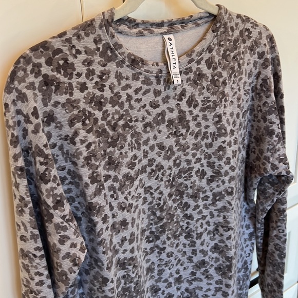 Athleta Sweatshirt - Picture 3 of 3